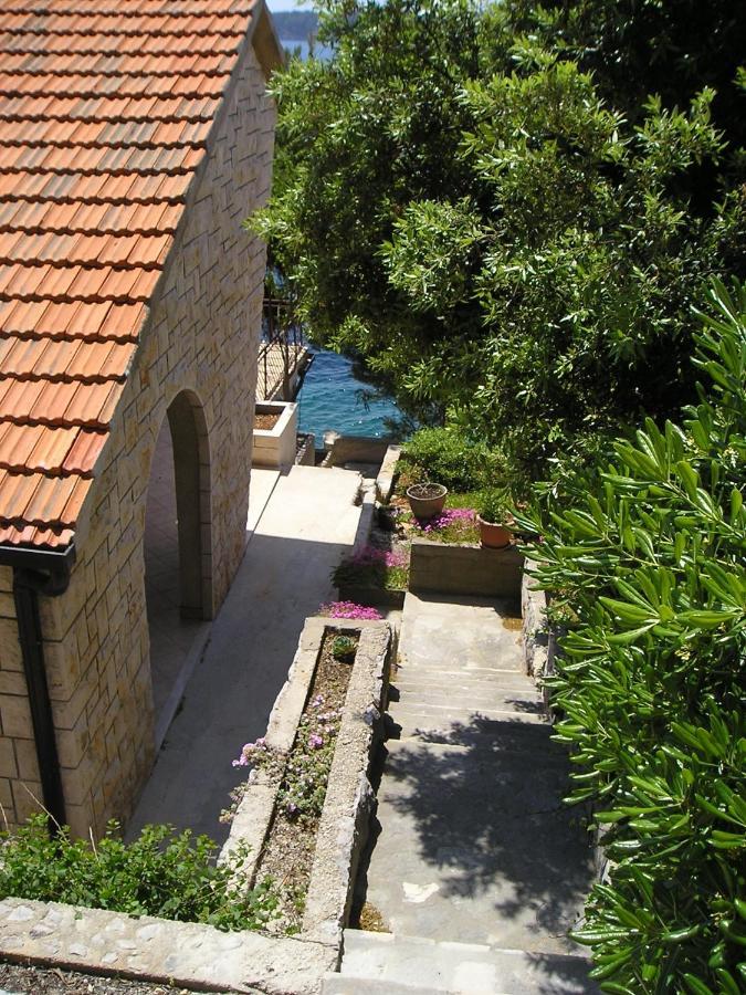 Apartments By The Sea Prizba, Korcula - 11069 Exterior photo