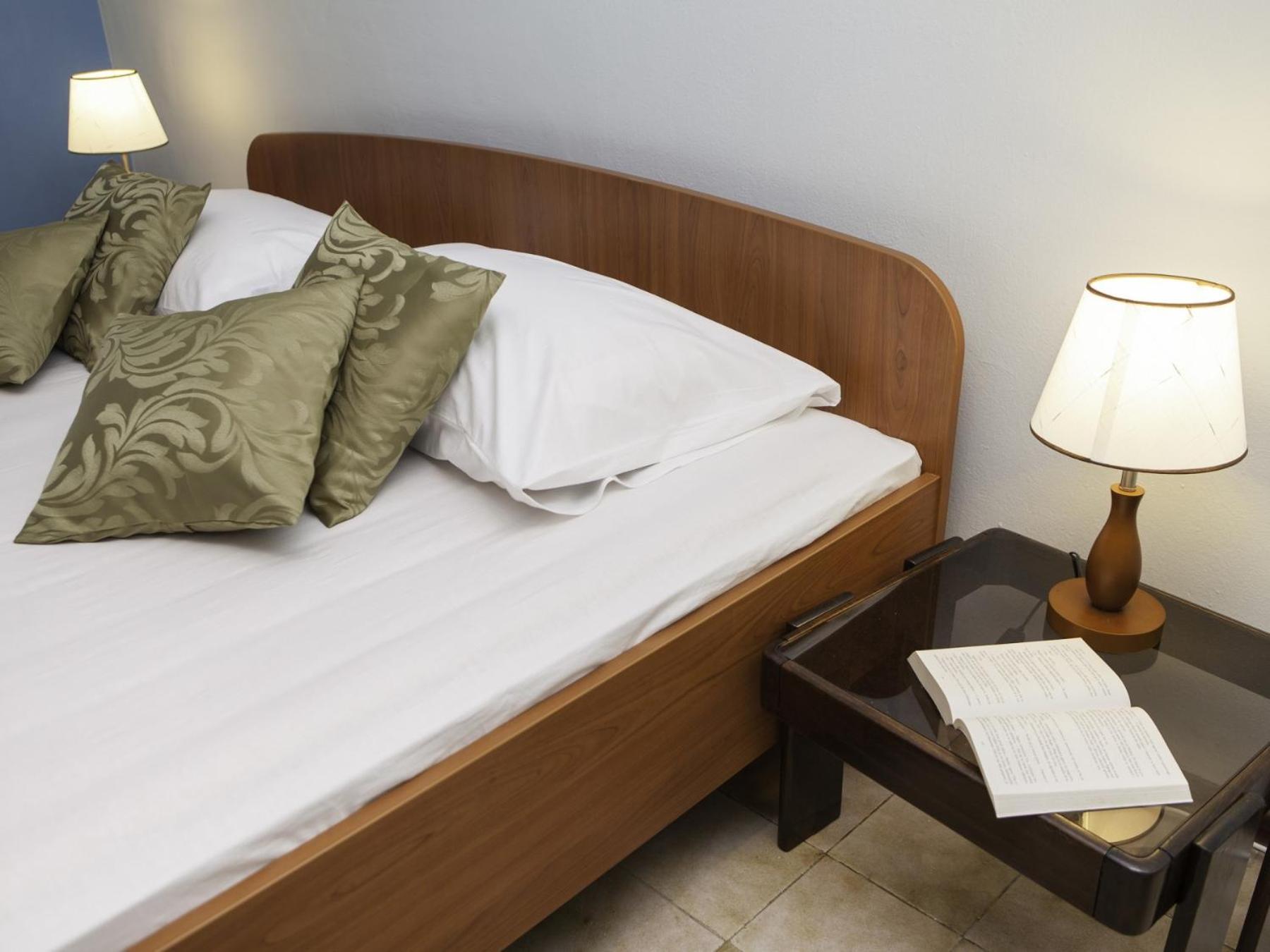 Apartments By The Sea Prizba, Korcula - 11069 Room photo